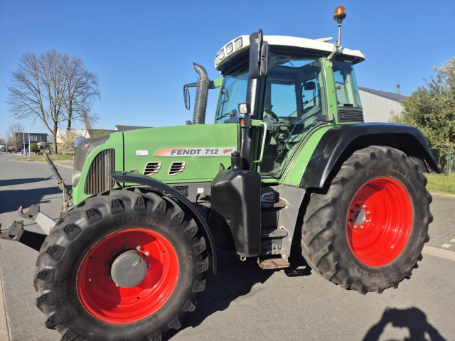 Fendt 712 com 3 tms
