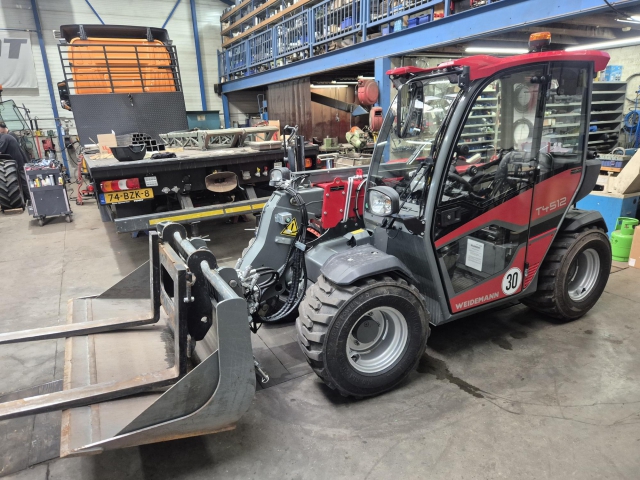 weidemann T4512